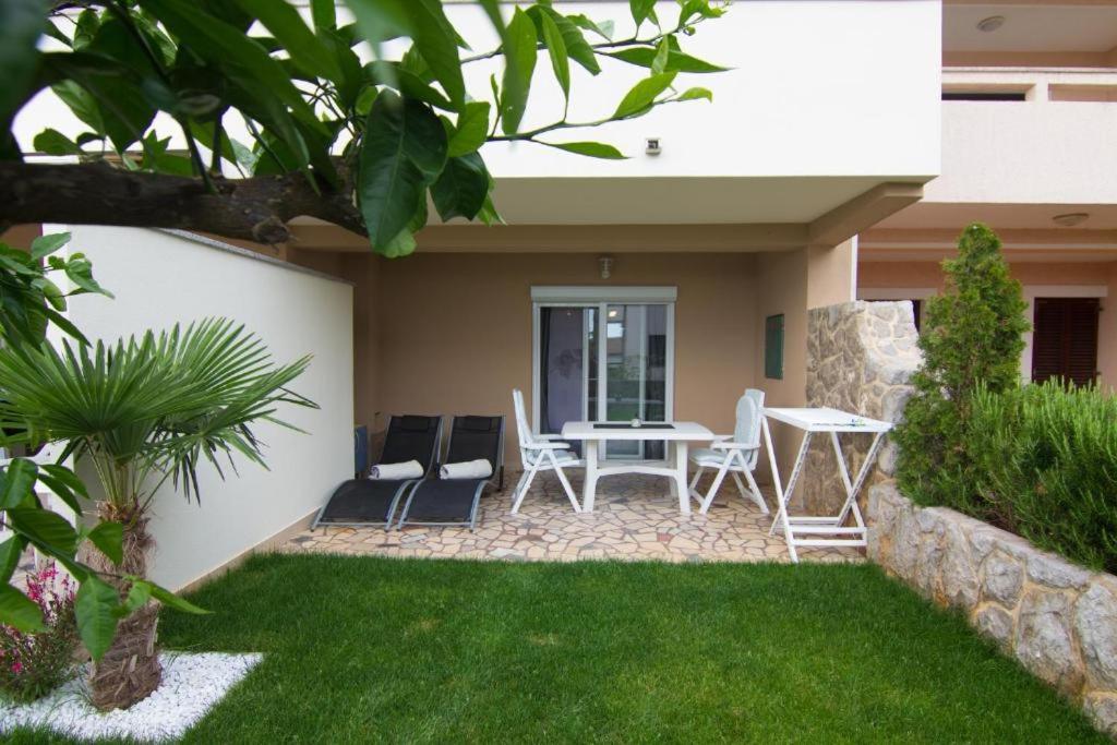 Apartman Ljubica 4 Apartment Krk Town Exterior photo
